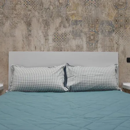 فندق مبيت وإفطار Carusa 4*