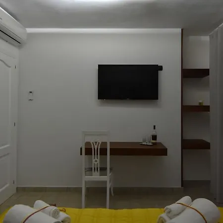 Carusa فندق مبيت وإفطار Cerfignano