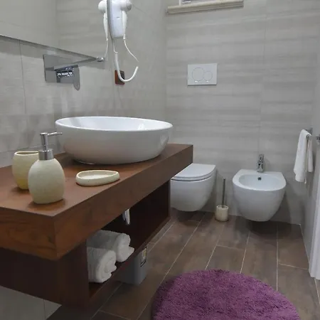 فندق مبيت وإفطار Carusa 4*