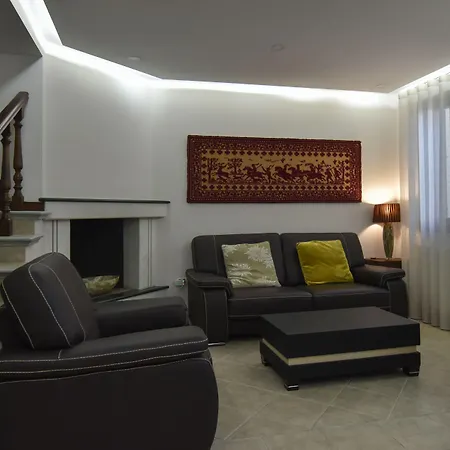 Oda ve Kahvaltı Carusa