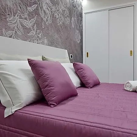 Oda ve Kahvaltı Carusa 4*