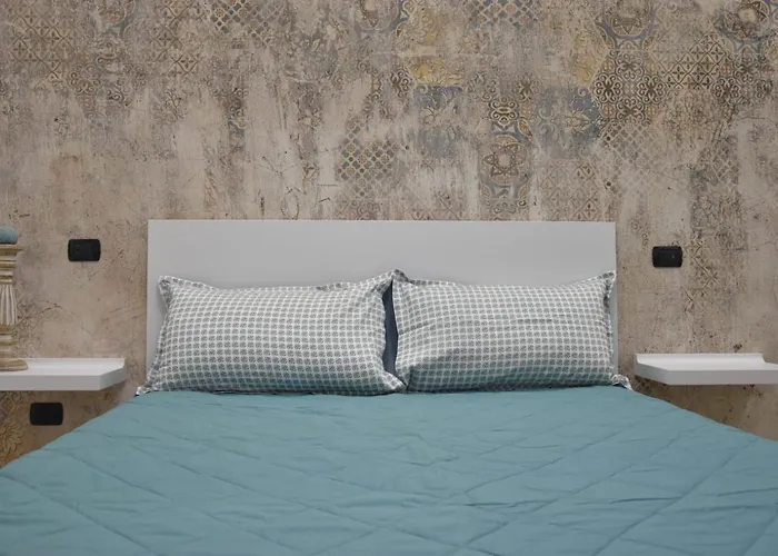 Oda ve Kahvaltı Carusa 4*