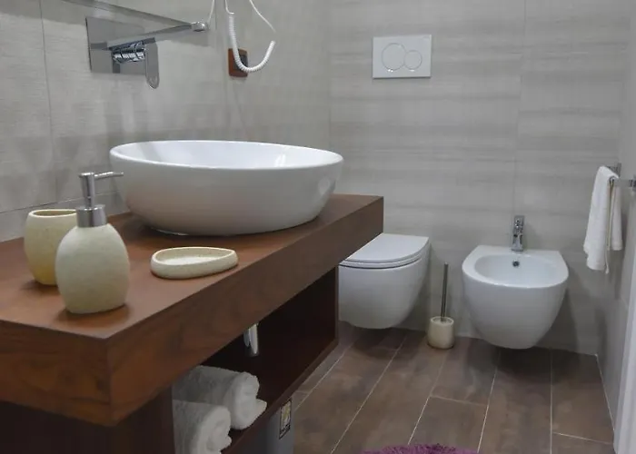 Oda ve Kahvaltı Carusa 4*